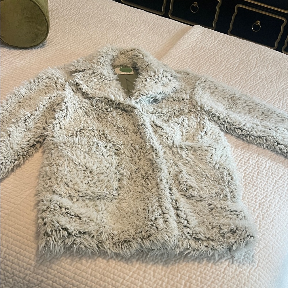 Anthropologie Faux Fur Jacket / Coat Green Lining. Sz Medium Great condition!